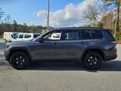 More photos of 2025 Jeep Grand Cherokee L Limited at ALM CDJR Macon, GA