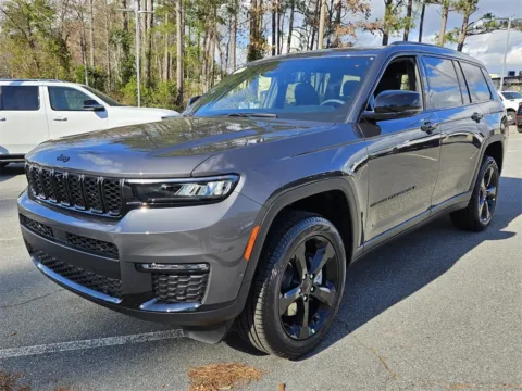 Another view of 2025 Jeep Grand Cherokee L Limited for sale in Macon, GA at ALM CDJR Macon