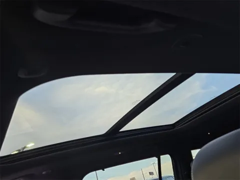 More photos of 2025 Jeep Grand Cherokee L Limited at ALM CDJR Macon, GA