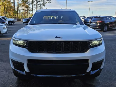 Photos of 2025 Jeep Grand Cherokee L Limited for sale in Macon, GA at ALM CDJR Macon