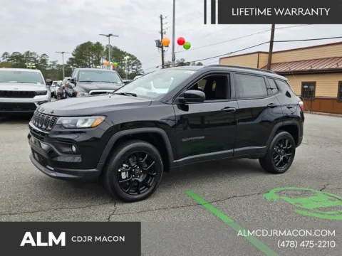 More photos of 2026 Jeep Compass Latitude at ALM CDJR Macon, GA