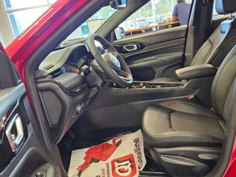 More photos of 2026 Jeep Compass Latitude at ALM CDJR Macon, GA