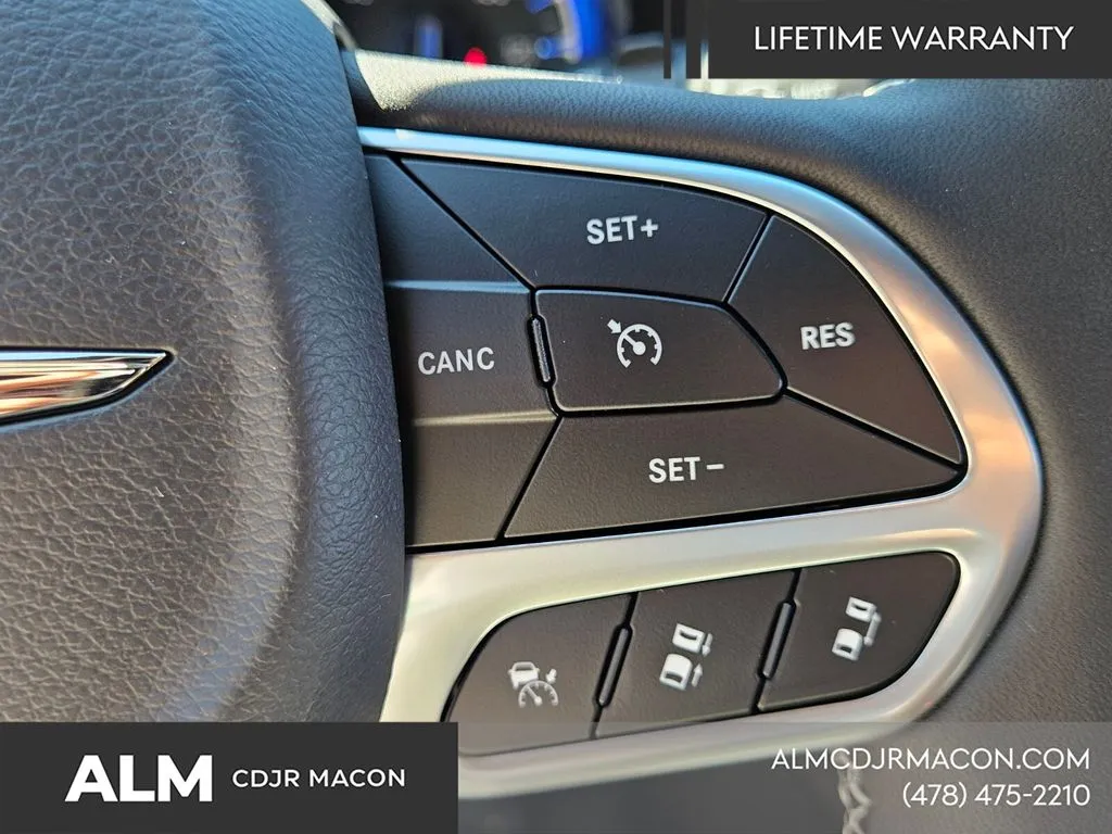 2026 Chrysler Pacifica Select - Photo 27