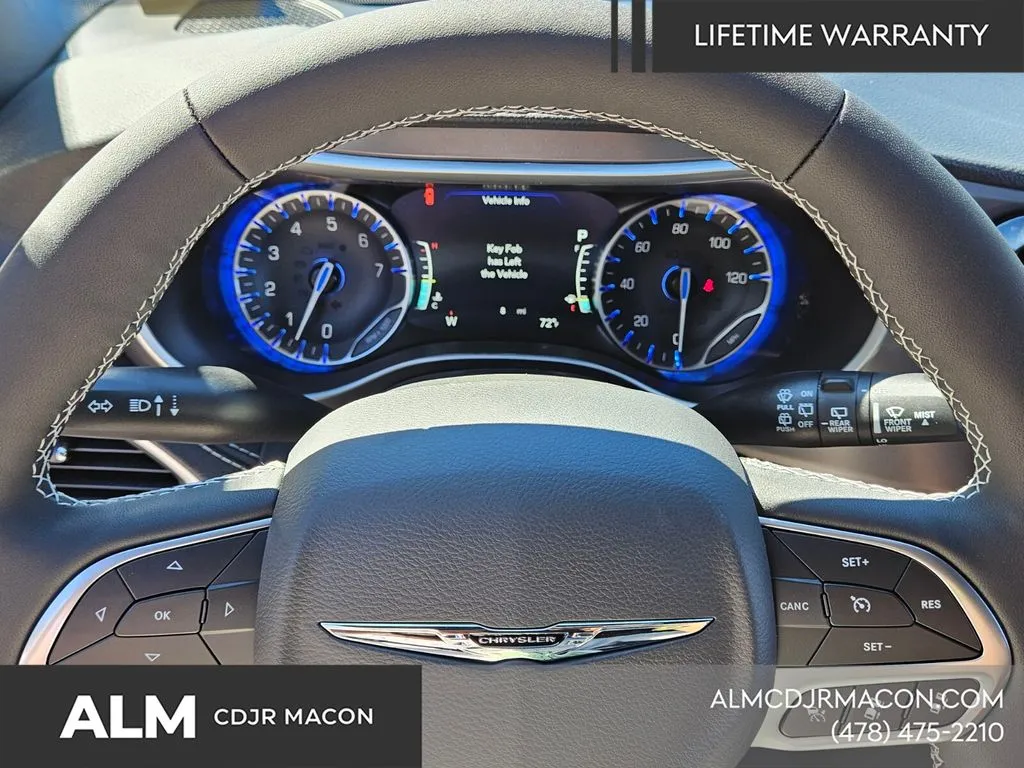 2026 Chrysler Pacifica Select - Photo 26