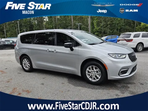 Silver 2026 Chrysler Pacifica Select for sale in Macon, GA