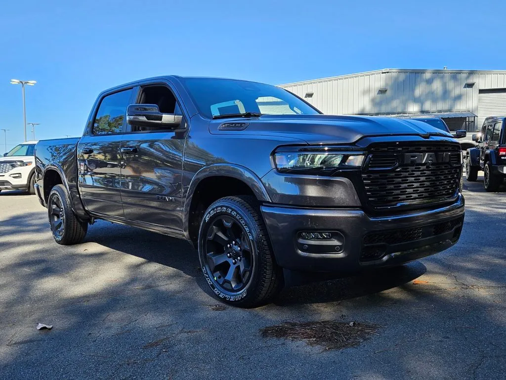 2026 RAM 1500 Big Horn/Lone Star 4x4 Crew Cab 5'7's photo