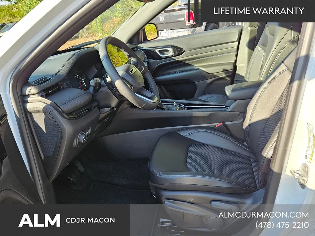 2026 Jeep Compass Altitude - Photo 6