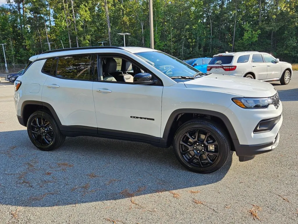 White 2026 Jeep Compass Latitude for sale in Macon, GA