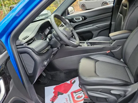 More photos of 2026 Jeep Compass Latitude at ALM CDJR Macon, GA