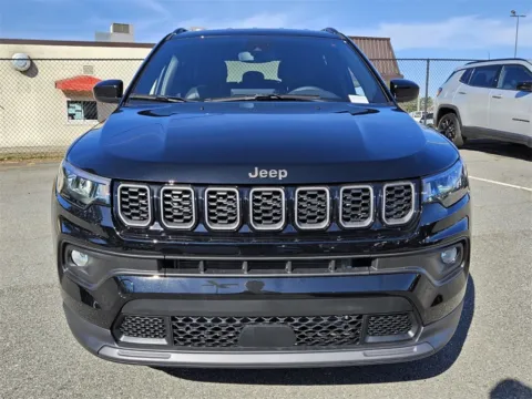 Photos of 2026 Jeep Compass Latitude for sale in Macon, GA at ALM CDJR Macon