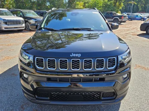 Photos of 2026 Jeep Compass Latitude for sale in Macon, GA at ALM CDJR Macon