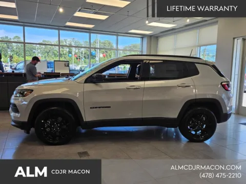 More photos of 2026 Jeep Compass Latitude at ALM CDJR Macon, GA