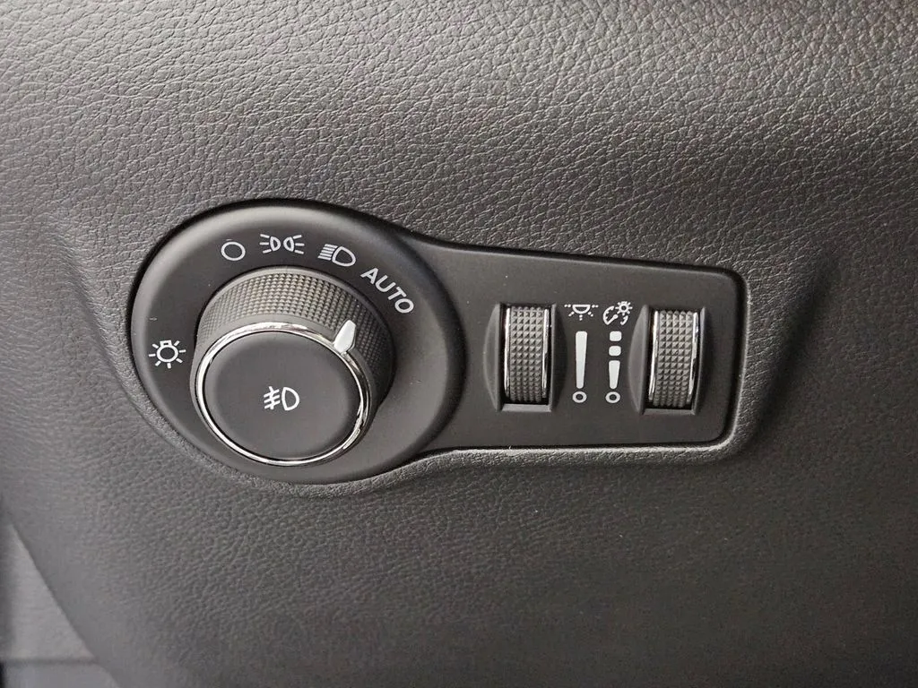 2026 Jeep Compass Altitude Special Edition - Photo 29