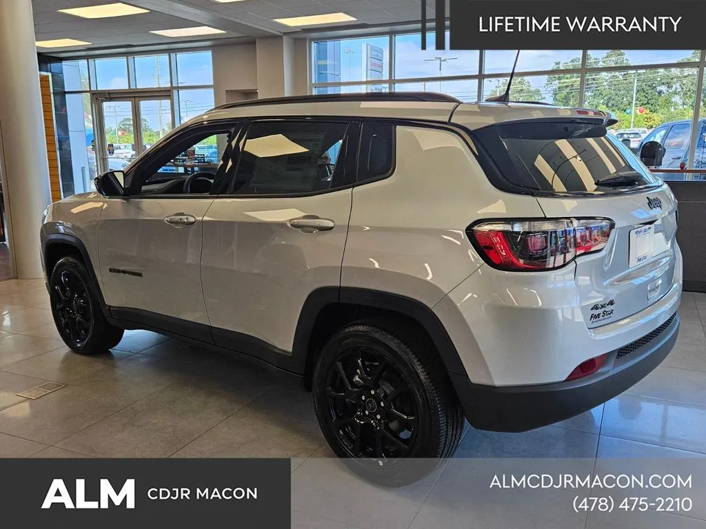 2026 Jeep Compass Altitude Special Edition - Photo 11