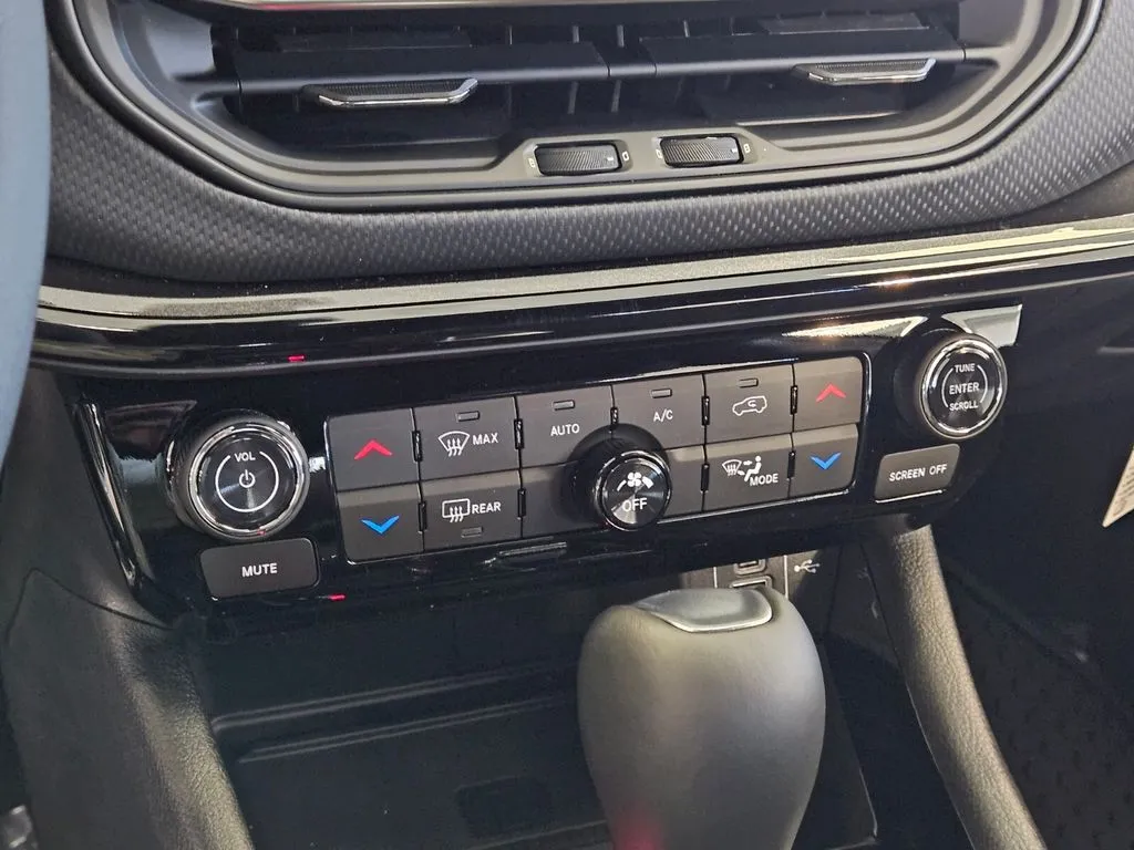 2026 Jeep Compass Altitude Special Edition - Photo 23