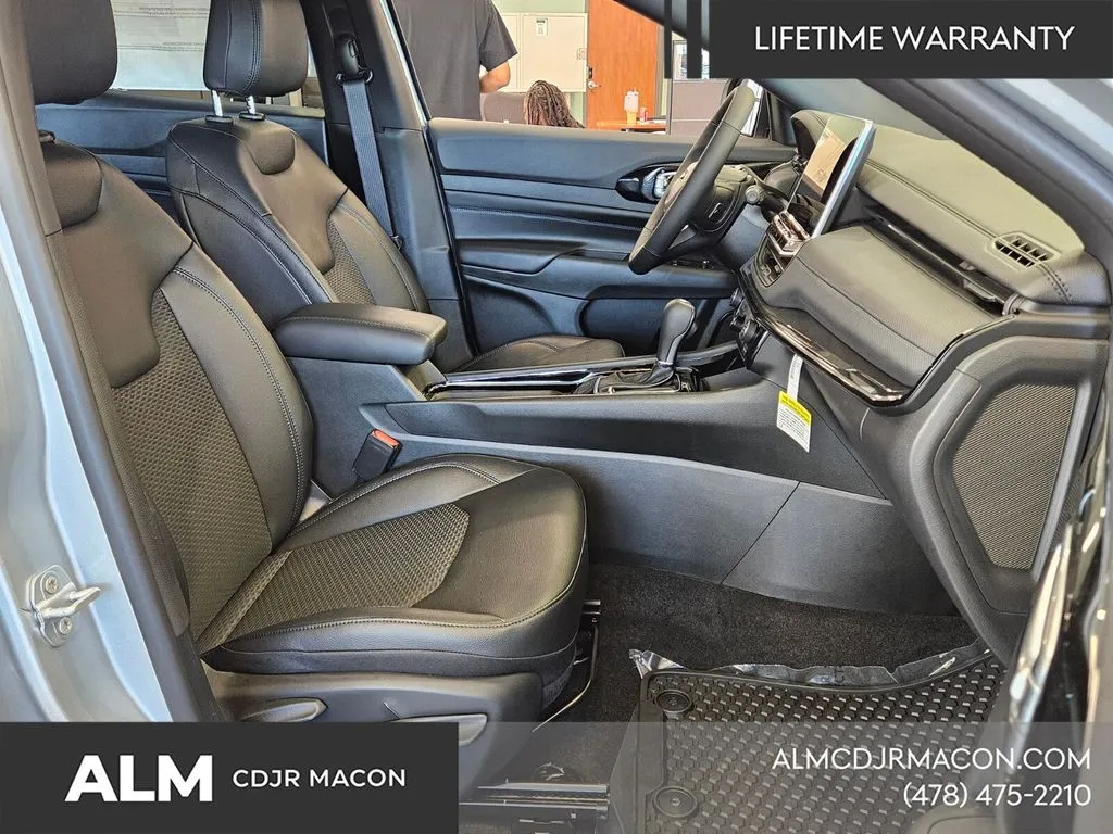 2026 Jeep Compass Altitude Special Edition - Photo 16