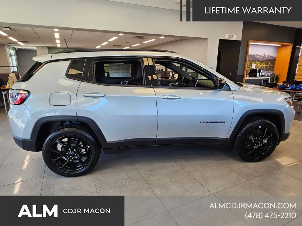 2026 Jeep Compass Altitude Special Edition - Photo 14