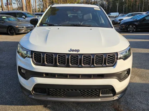 Photos of 2026 Jeep Compass Latitude for sale in Macon, GA at ALM CDJR Macon