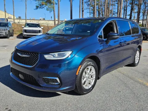 Another view of 2023 Chrysler Pacifica Touring L for sale in Macon, GA at ALM CDJR Macon
