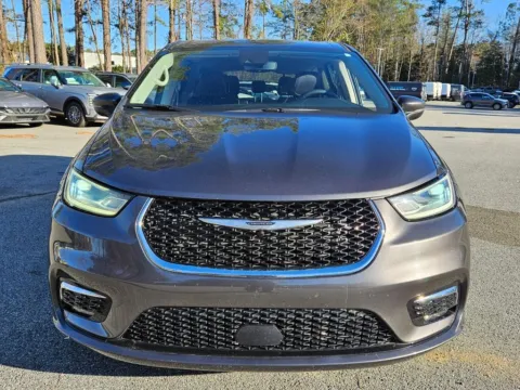 Photos of 2023 Chrysler Pacifica Touring L for sale in Macon, GA at ALM CDJR Macon
