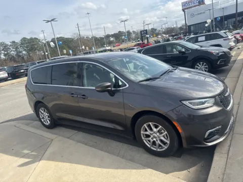 More photos of 2023 Chrysler Pacifica Touring L at ALM CDJR Macon, GA