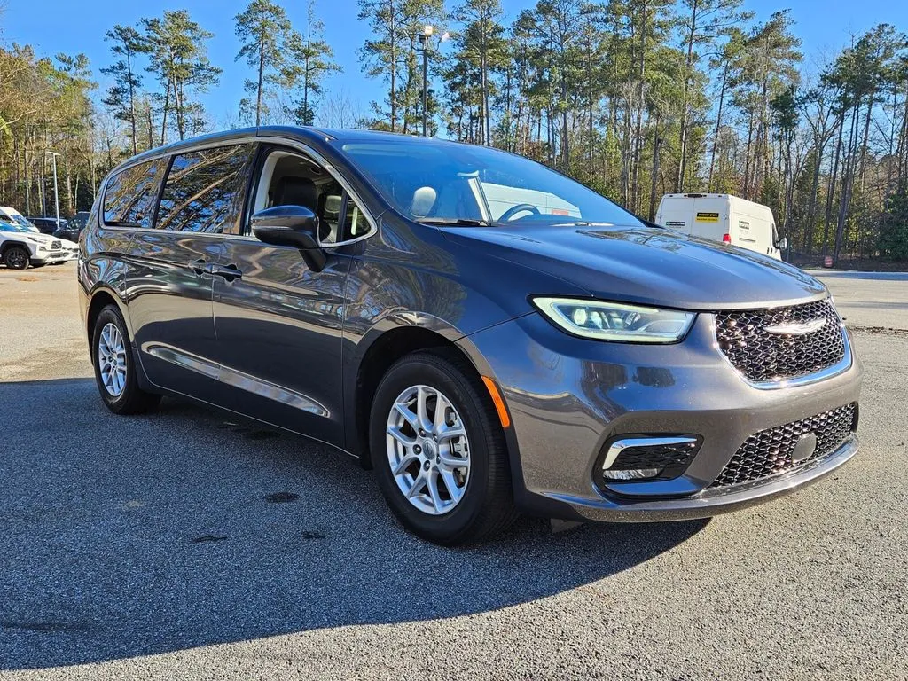 Gray 2023 Chrysler Pacifica Touring L for sale in Macon, GA
