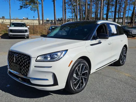 Another view of 2024 Lincoln Corsair Grand Touring for sale in Macon, GA at ALM CDJR Macon