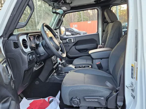 More photos of 2026 Jeep Gladiator Sport at ALM CDJR Macon, GA