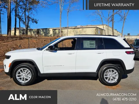 More photos of 2025 Jeep Grand Cherokee Laredo at ALM CDJR Macon, GA