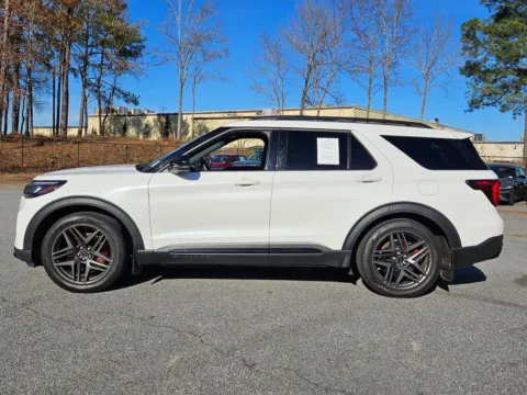 More photos of 2025 Ford Explorer ST at ALM CDJR Macon, GA