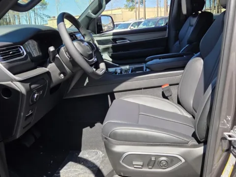 More photos of 2026 Jeep Grand Wagoneer Limited Reserve at ALM CDJR Macon, GA