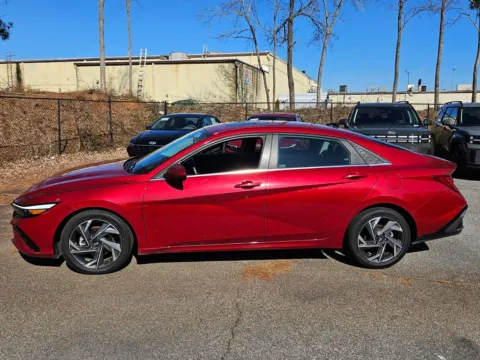More photos of 2025 Hyundai Elantra SEL Convenience at ALM CDJR Macon, GA
