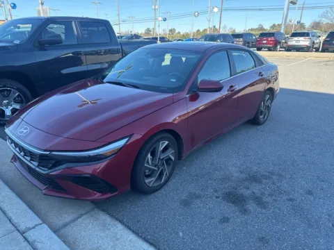 Red 2025 Hyundai Elantra SEL Convenience for sale in Macon, GA