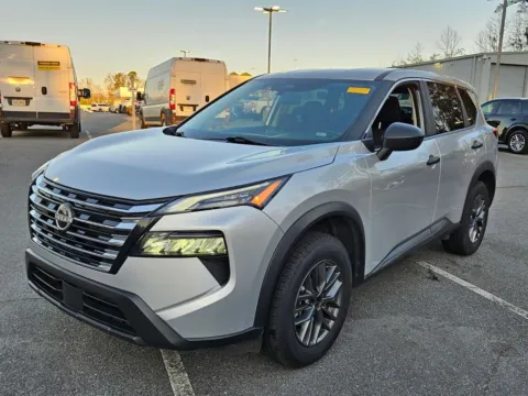 Another view of 2024 Nissan Rogue S for sale in Macon, GA at ALM CDJR Macon