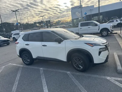 More photos of 2024 Nissan Rogue S at ALM CDJR Macon, GA