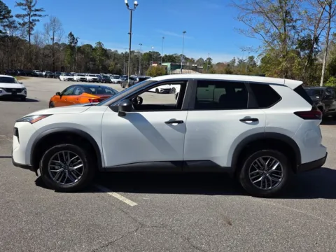 More photos of 2024 Nissan Rogue S at ALM CDJR Macon, GA