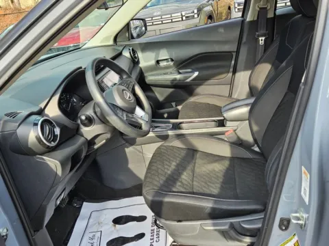 More photos of 2024 Nissan Kicks SV at ALM CDJR Macon, GA