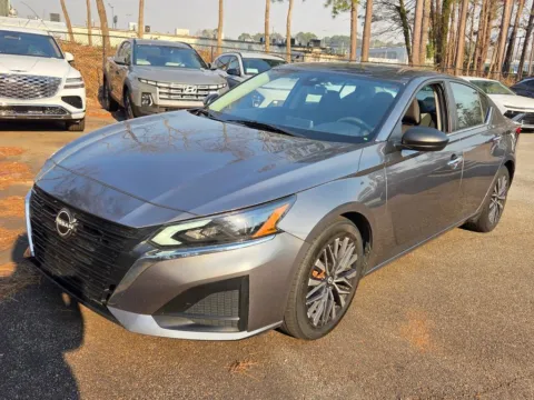Another view of 2024 Nissan Altima 2.5 SV for sale in Macon, GA at ALM CDJR Macon
