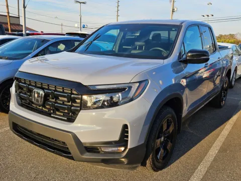 Another view of 2024 Honda Ridgeline Black Edition for sale in Macon, GA at ALM CDJR Macon