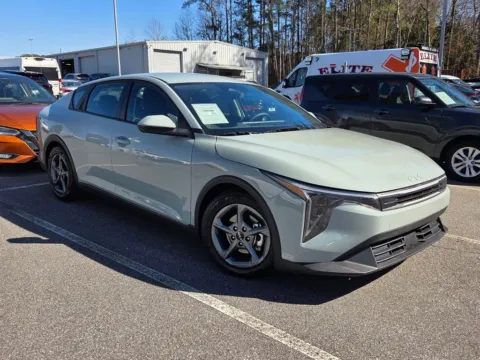 Gray 2025 Kia K4 LXS for sale in Macon, GA