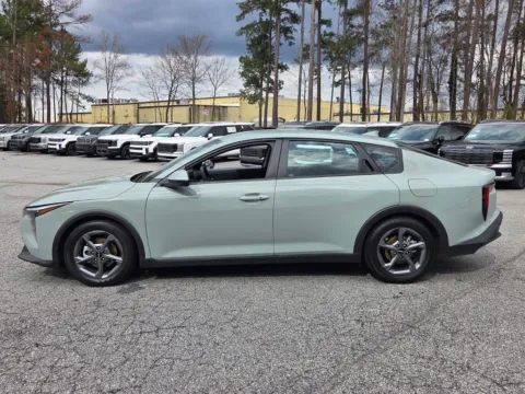 More photos of 2025 Kia K4 LXS at ALM CDJR Macon, GA