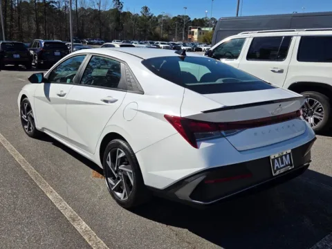 More photos of 2025 Hyundai Elantra SEL Sport at ALM CDJR Macon, GA