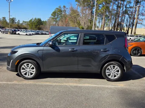 More photos of 2025 Kia Soul LX at ALM CDJR Macon, GA