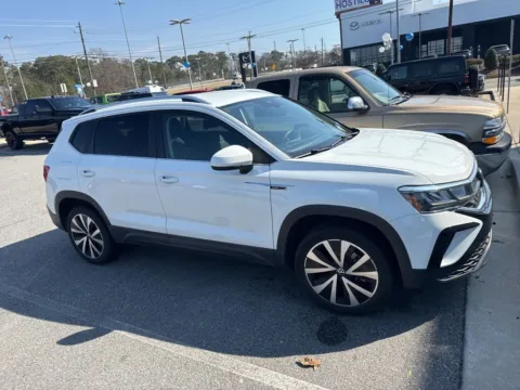 More photos of 2024 Volkswagen Taos 1.5T SE at ALM CDJR Macon, GA