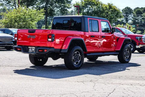 More photos of 2021 Jeep Gladiator Mojave at ALM CDJR Macon, GA