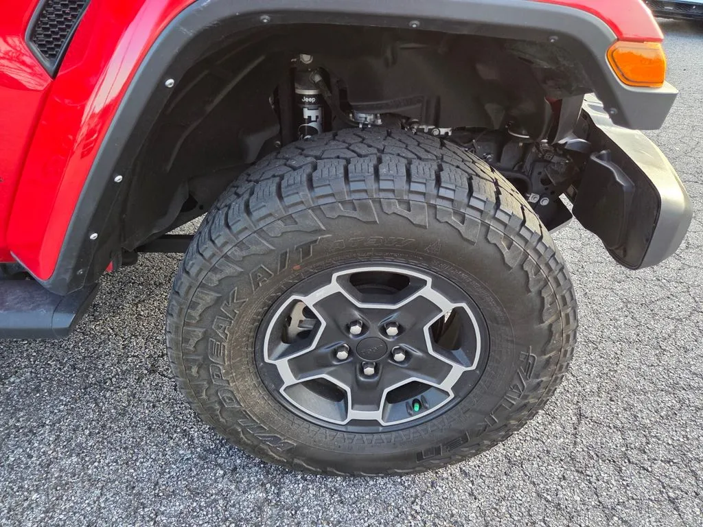 2021 Jeep Gladiator Mojave - Photo 16