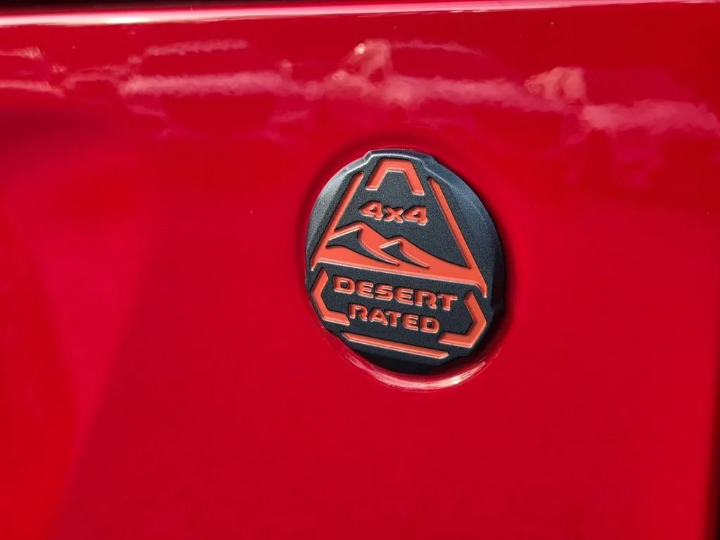 2021 Jeep Gladiator Mojave - Photo 17