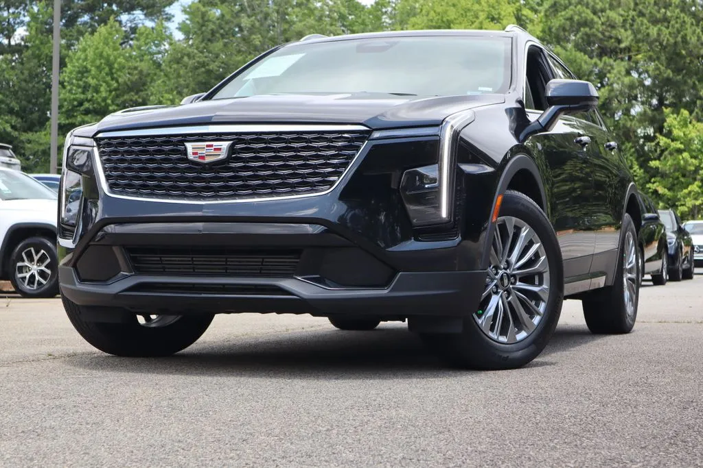 Black 2025 Cadillac XT4 Premium Luxury for sale in Macon, GA