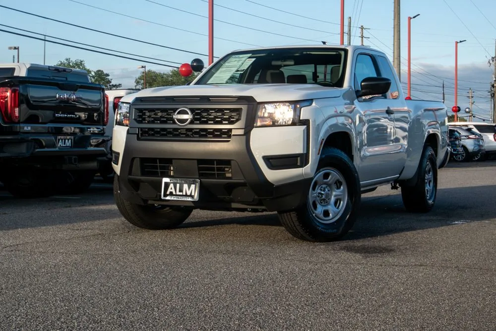 White 2025 Nissan Frontier S for sale in Macon, GA