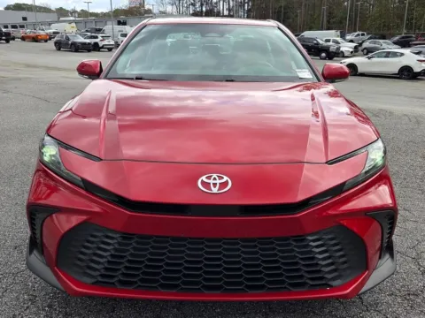 Photos of 2025 Toyota Camry SE for sale in Macon, GA at ALM CDJR Macon